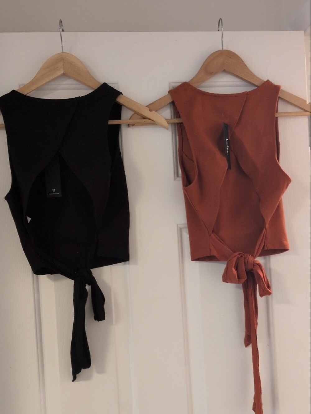 NWT Lulu's Let's Tie It Crop Top Bundle Size M - Picture 2 of 7
